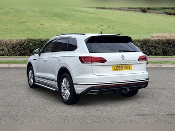 Used Volkswagen Touareg 2020 for sale - 77445803: Photo