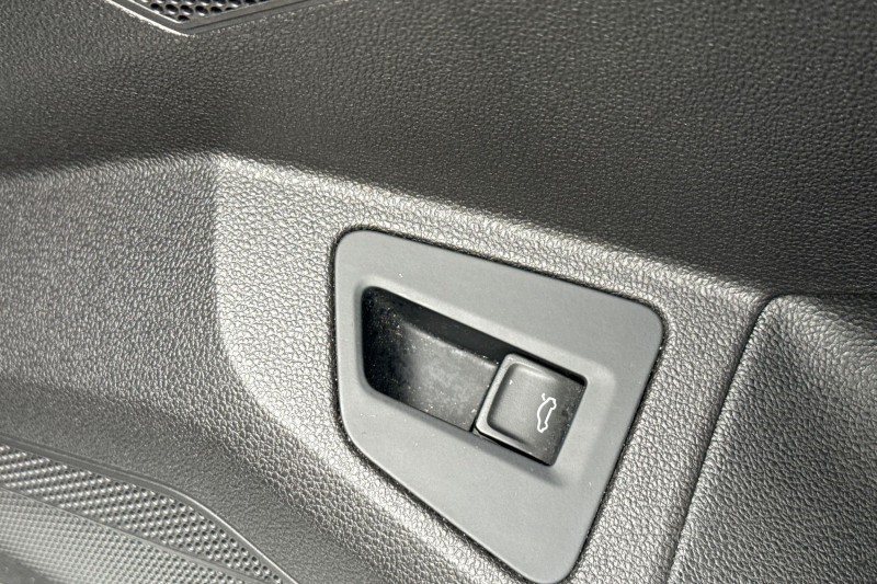 Used Volkswagen Touareg 2020 for sale - 77445803: Photo 38