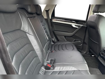 Used Volkswagen Touareg 2020 for sale - 77445803: Photo