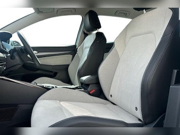 Used Volkswagen Golf 2025 for sale - 78817562: Photo