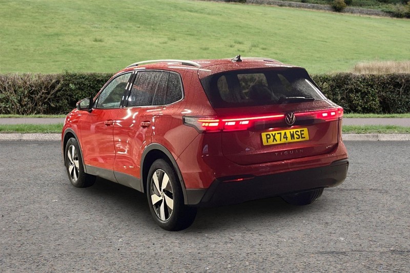 Used Volkswagen Tiguan 2024 for sale - 76981290: Photo 2