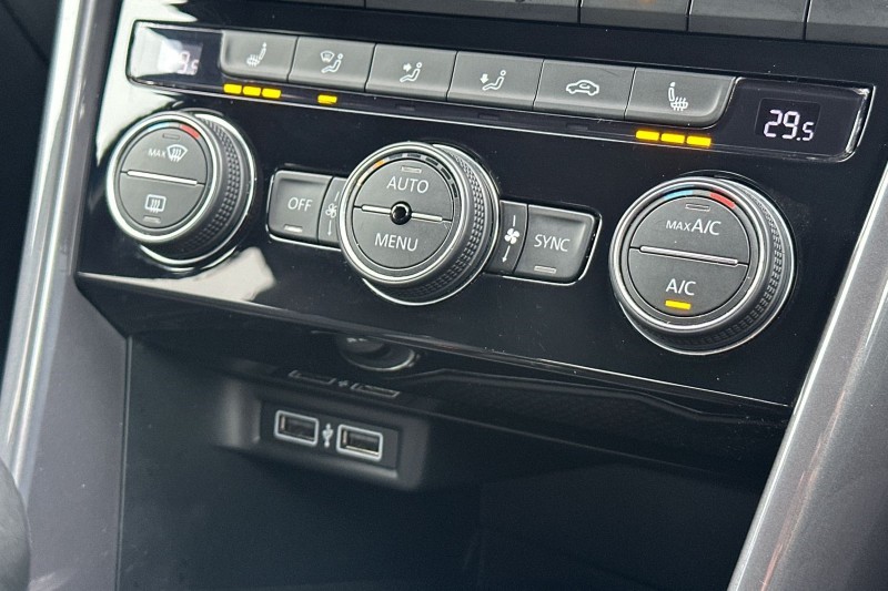 Used Volkswagen T-Roc 2020 for sale - 77819281: Photo 27