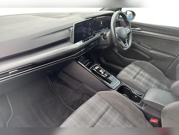 Used Volkswagen Golf 2024 for sale - 79775665: Photo