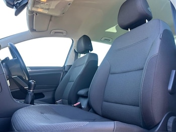Used Volkswagen Golf 2020 for sale - 78938117: Photo