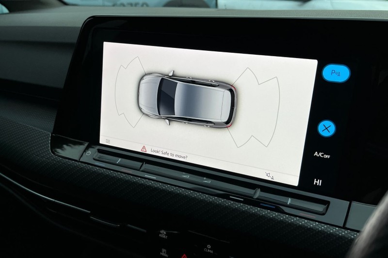 Used Volkswagen Golf 2020 for sale - 77063484: Photo 24