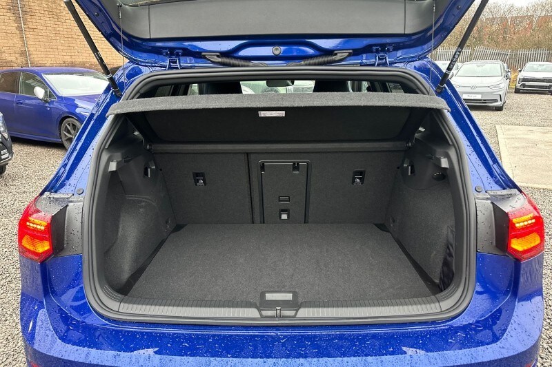 Used Volkswagen Golf 2023 for sale - 77687507: Photo 31