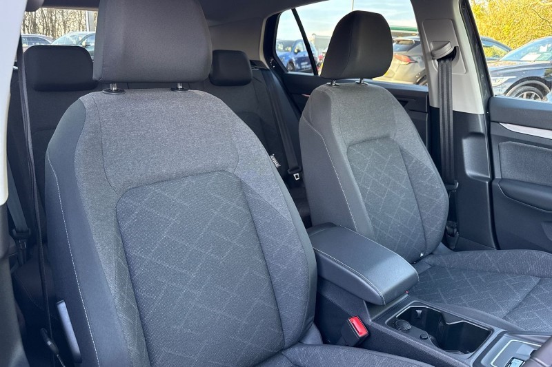 Used Volkswagen Golf 2024 for sale - 77589836: Photo 17