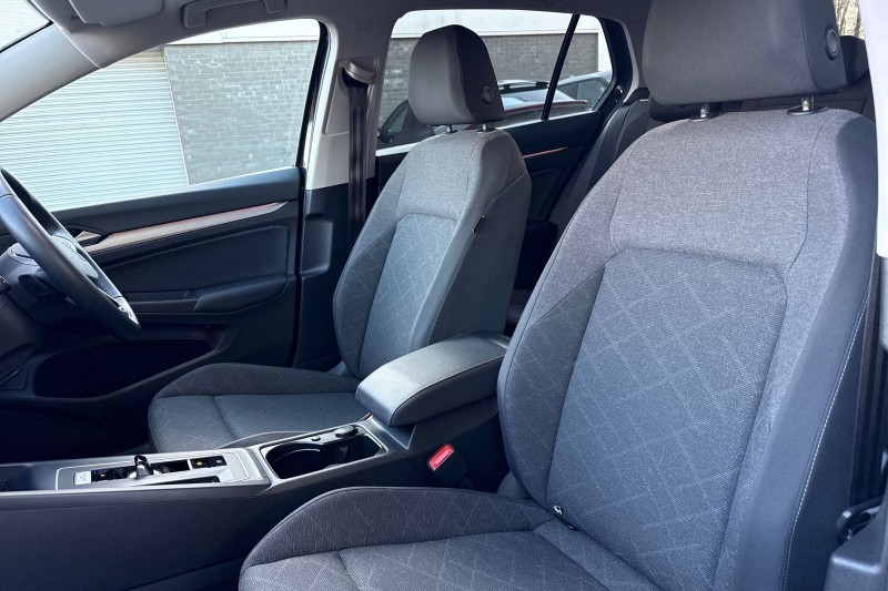 Used Volkswagen Golf 2024 for sale - 77589836: Photo 28