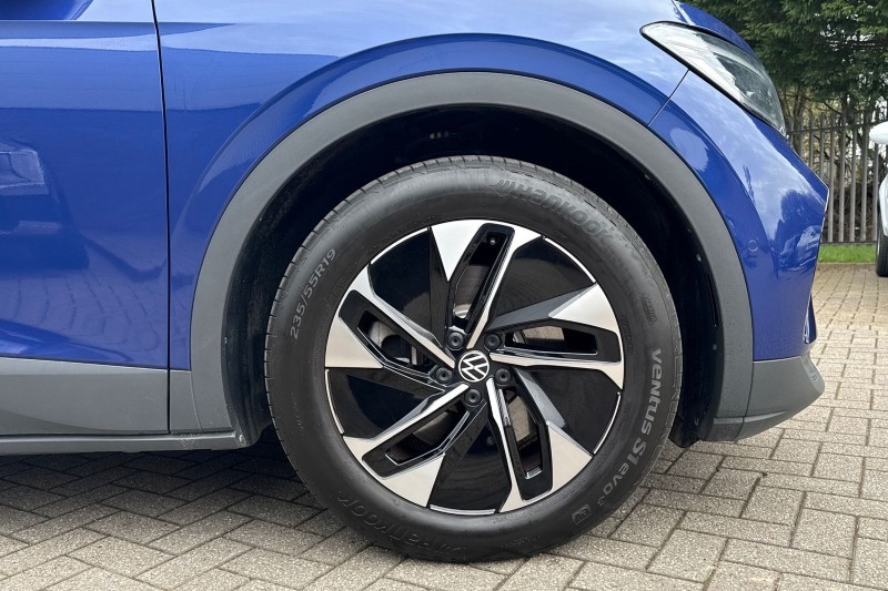 Used Volkswagen ID.4 2024 for sale - 77997044: Photo 8