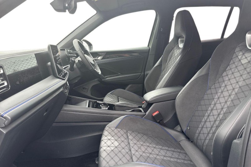 Used Volkswagen Tiguan 2025 for sale - 77830056: Photo 3