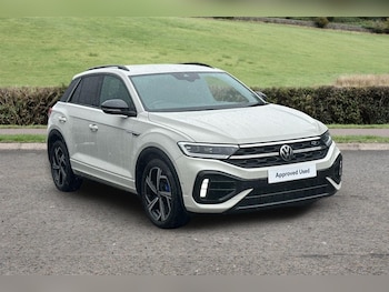 Used Volkswagen T-Roc 2023 for sale - 78255075: Photo