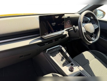 Used Volkswagen T-Roc 2026 for sale - 79299301: Photo