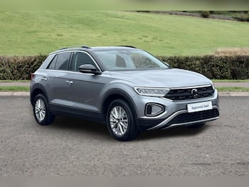 Used Volkswagen T-Roc 2023 for sale - 79706174: Photo