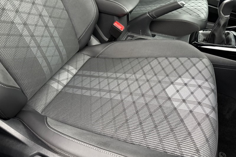 Used Volkswagen T-Cross 2025 for sale - 76981632: Photo 14