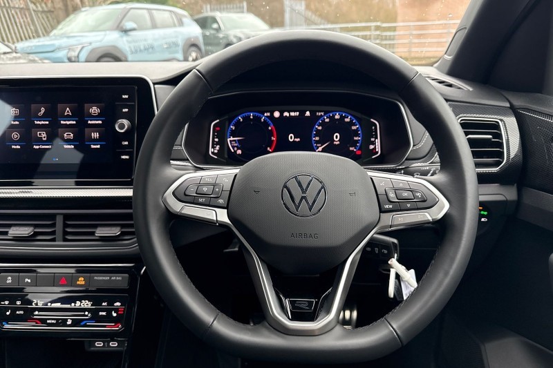 Used Volkswagen T-Cross 2025 for sale - 76981632: Photo 16