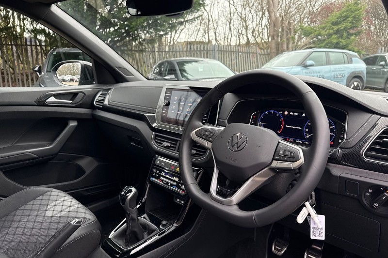 Used Volkswagen T-Cross 2025 for sale - 76981632: Photo 9