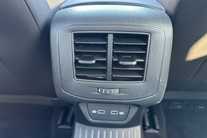 Used Volkswagen T-Roc 2023 for sale - 77745940: Photo 42