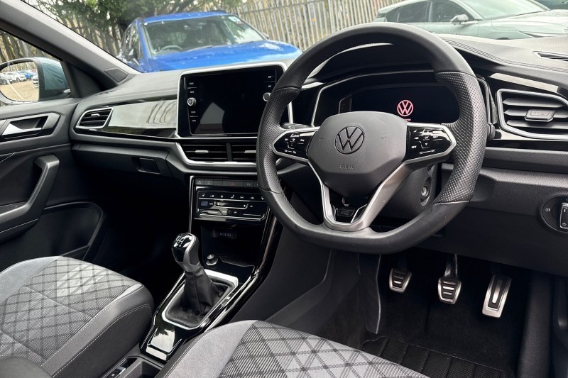 Used Volkswagen T-Roc 2023 for sale - 77918135: Photo 10