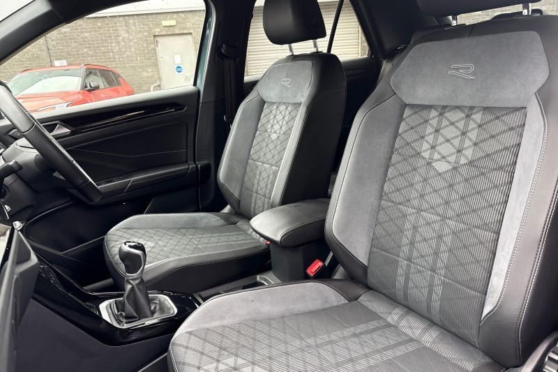 Used Volkswagen T-Roc 2023 for sale - 77918135: Photo 30