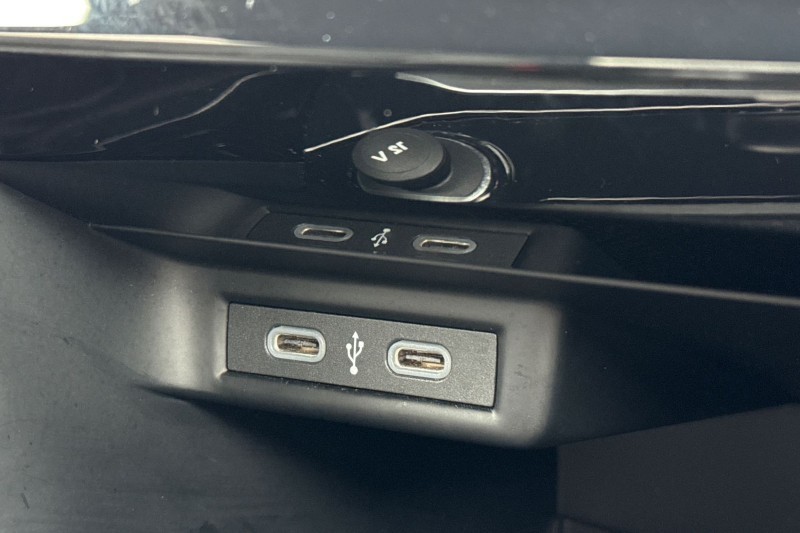 Used Volkswagen T-Roc 2023 for sale - 77918135: Photo 41