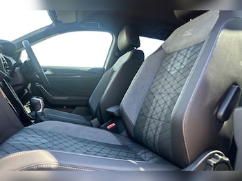 Used Volkswagen T-Roc 2025 for sale - 78508004: Photo