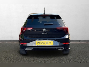 Used Volkswagen Polo 2024 for sale - 76980940: Photo