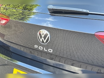 Used Volkswagen Polo 2024 for sale - 76980940: Photo