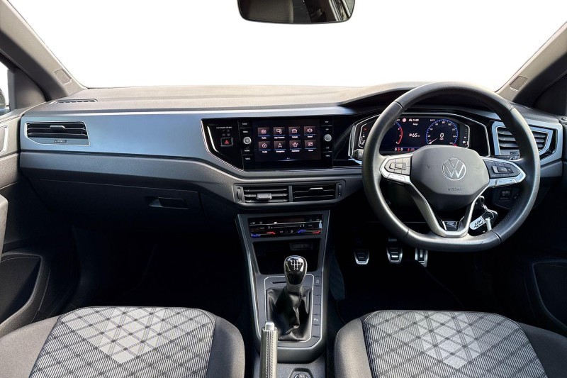 Used Volkswagen Polo 2024 for sale - 76980940: Photo 4