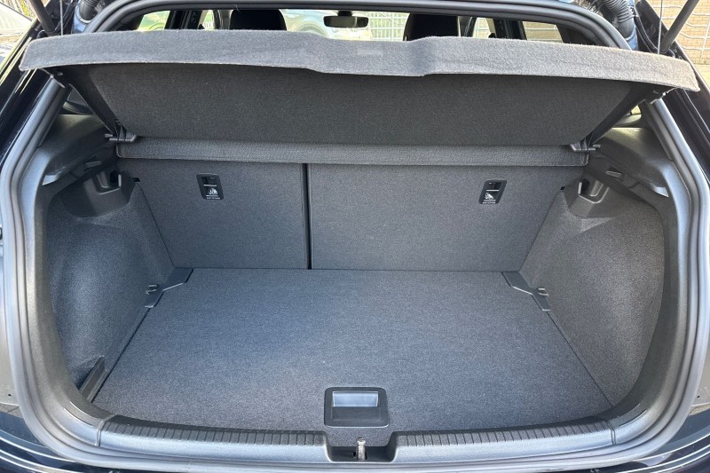 Used Volkswagen Polo 2024 for sale - 76980940: Photo 6