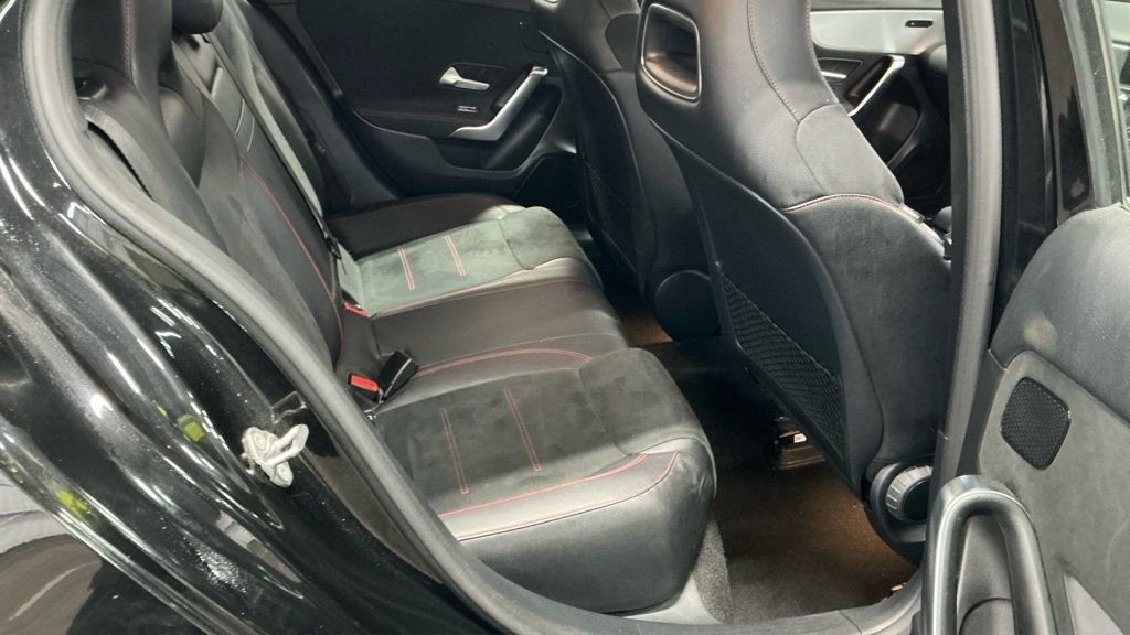 Used Mercedes-Benz A-Class 2018 for sale - 77697667: Photo 9