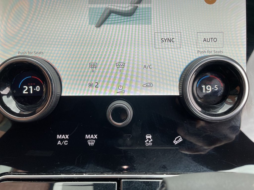 Used Land Rover Range Rover Velar 2021 for sale - 77697587: Photo 41