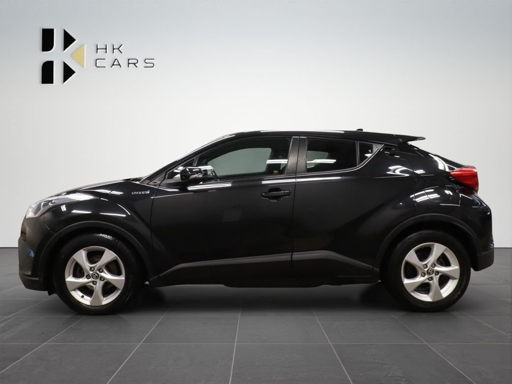 Used Toyota C-HR 2018 for sale - 77697670: Photo 5
