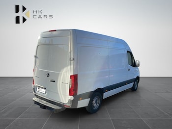 Used Mercedes-Benz Sprinter 2018 for sale - 77697628: Photo