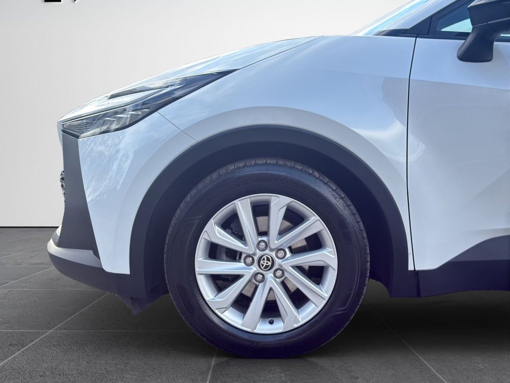 Used Toyota C-HR 2024 for sale - 77697610: Photo 19