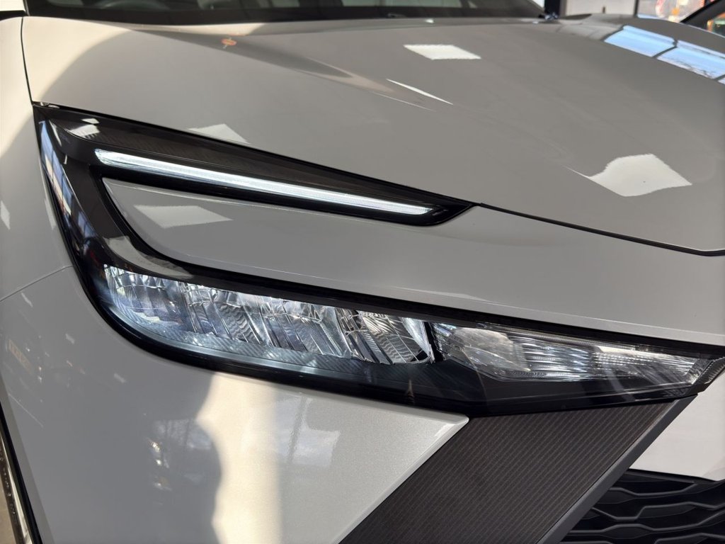 Used Toyota C-HR 2024 for sale - 77697610: Photo 40