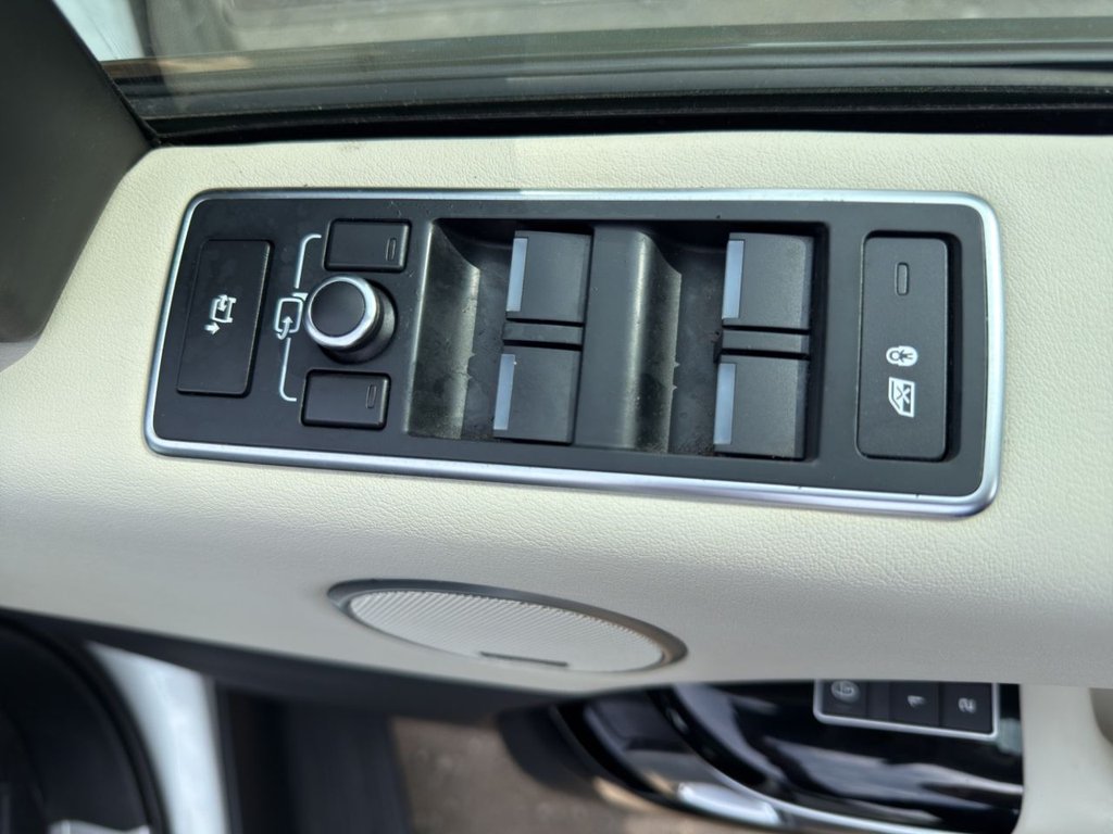 Used Land Rover Range Rover 2015 for sale - 77697589: Photo 31