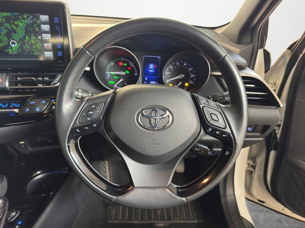 Used Toyota C-HR 2018 for sale - 77697611: Photo 11