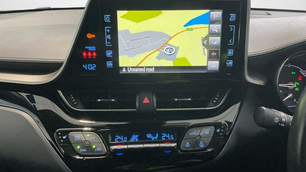 Used Toyota C-HR 2018 for sale - 77697611: Photo 19