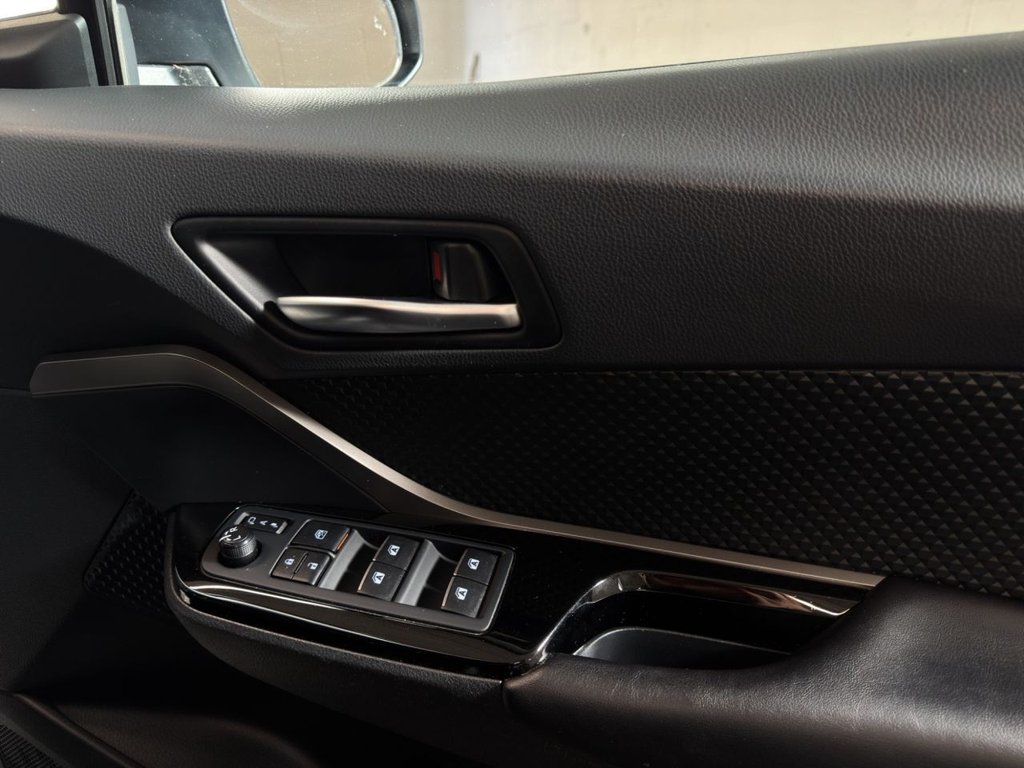 Used Toyota C-HR 2018 for sale - 77697611: Photo 23