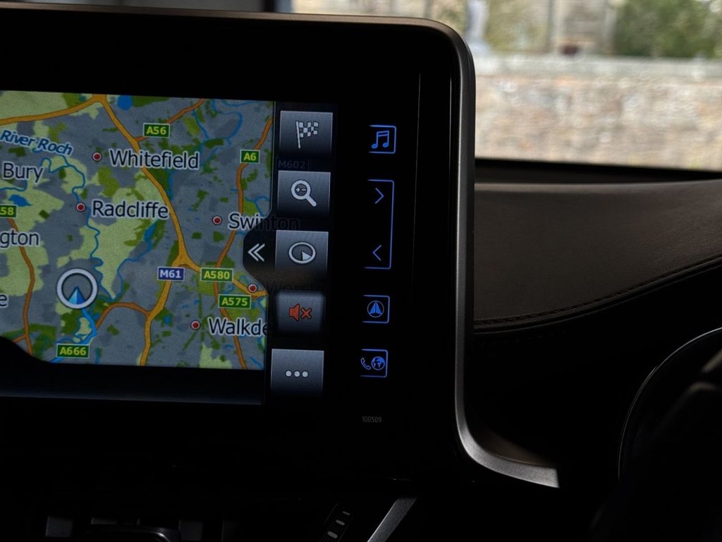 Used Toyota C-HR 2018 for sale - 77697611: Photo 28