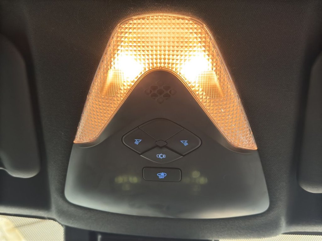 Used Toyota C-HR 2018 for sale - 77697611: Photo 33