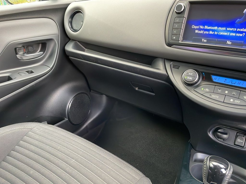 Used Toyota Yaris 2017 for sale - 77697585: Photo 35