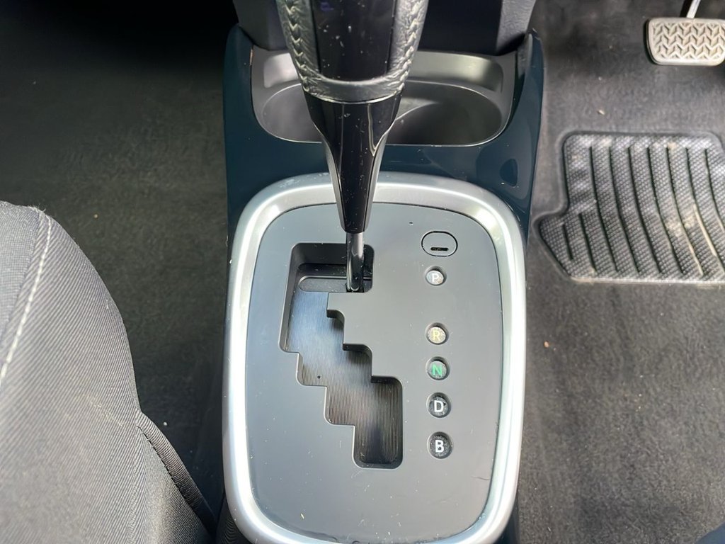 Used Toyota Yaris 2017 for sale - 77697585: Photo 38