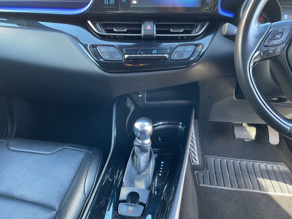 Used Toyota C-HR 2017 for sale - 77697579: Photo 15