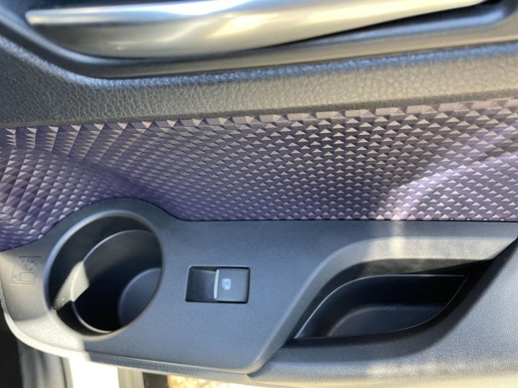 Used Toyota C-HR 2017 for sale - 77697579: Photo 34