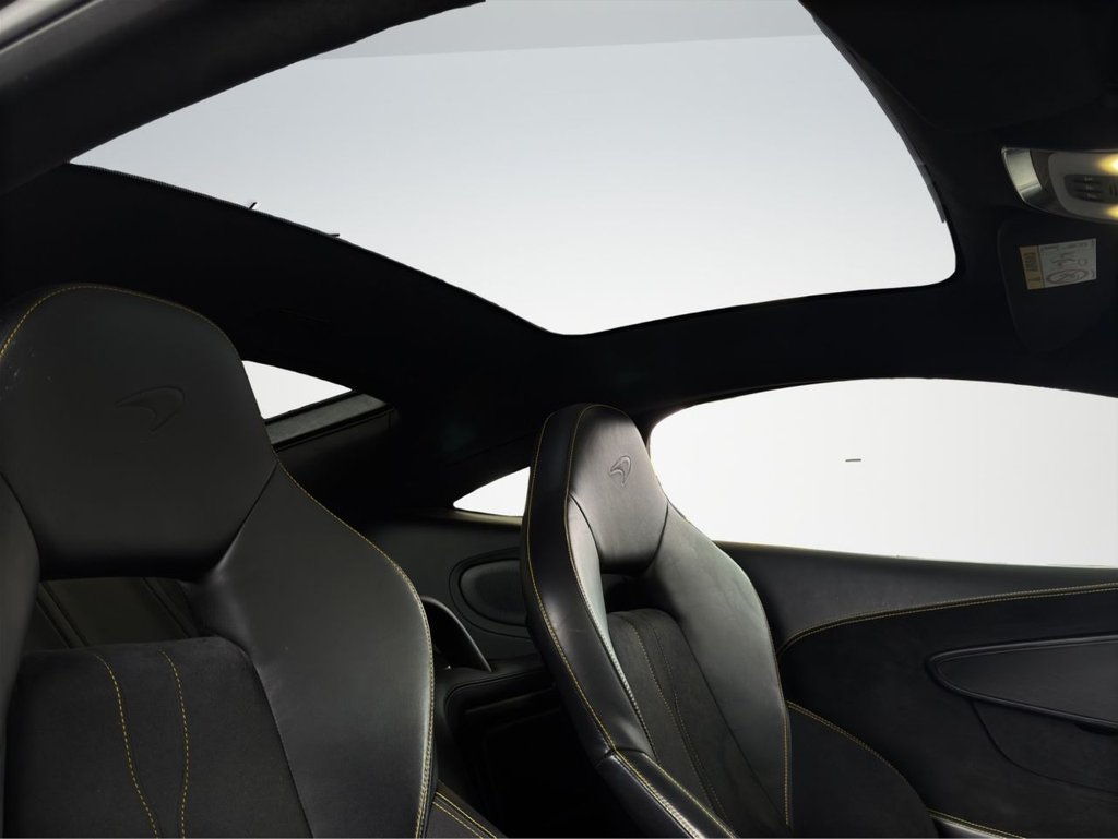 Used McLaren 570GT 2017 for sale - 77697604: Photo 2