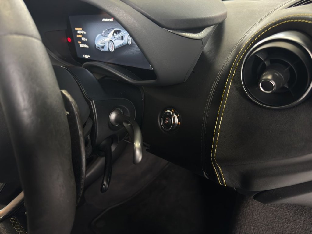 Used McLaren 570GT 2017 for sale - 77697604: Photo 26