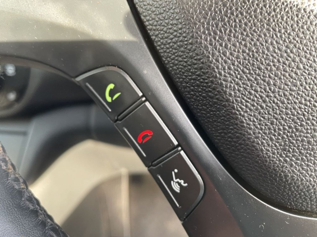 Used Hyundai i10 2019 for sale - 77697629: Photo 42