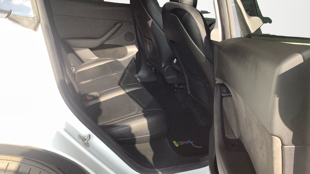 Used Tesla Model Y 2022 for sale - 77959727: Photo 8