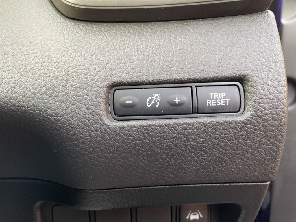 Used Nissan Qashqai 2018 for sale - 77697630: Photo 41